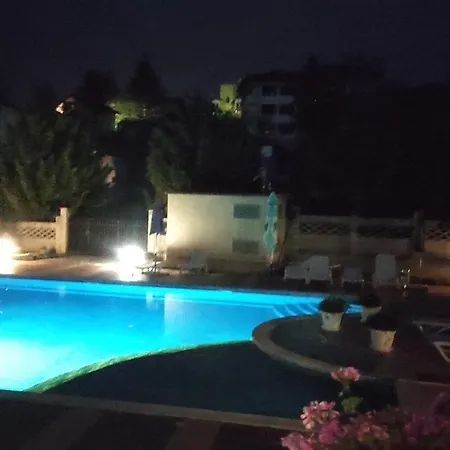 Apartment Студия Лазарови *